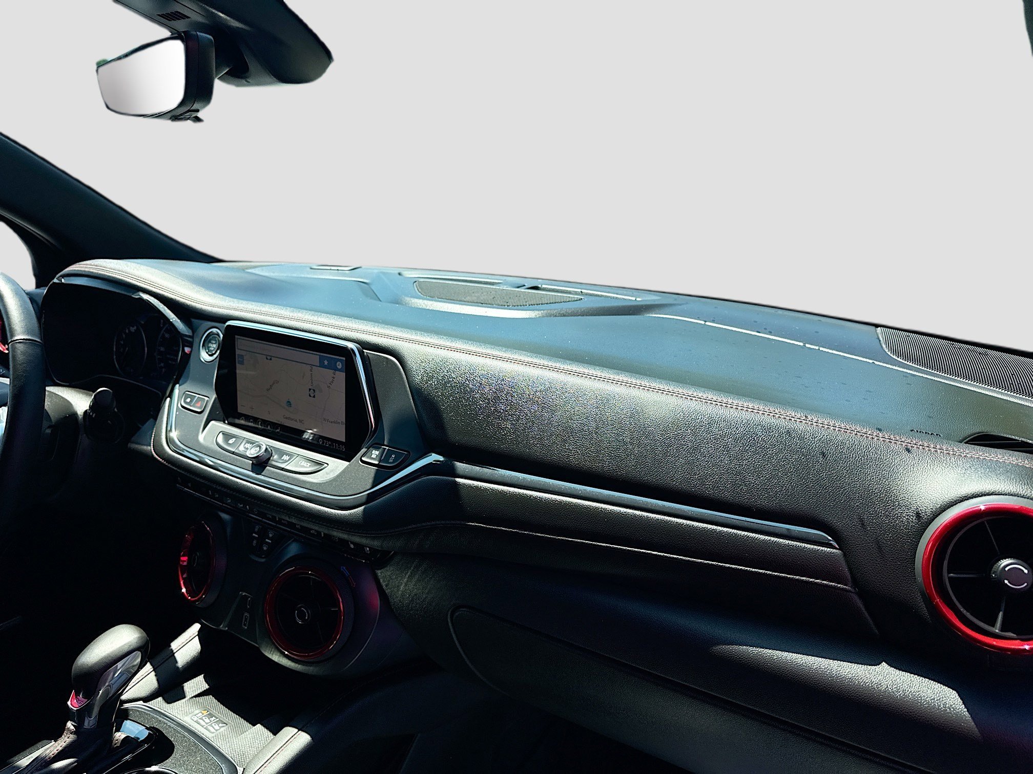 Used 2020 Iridescent Pearl Tricoat Chevrolet RS image 32