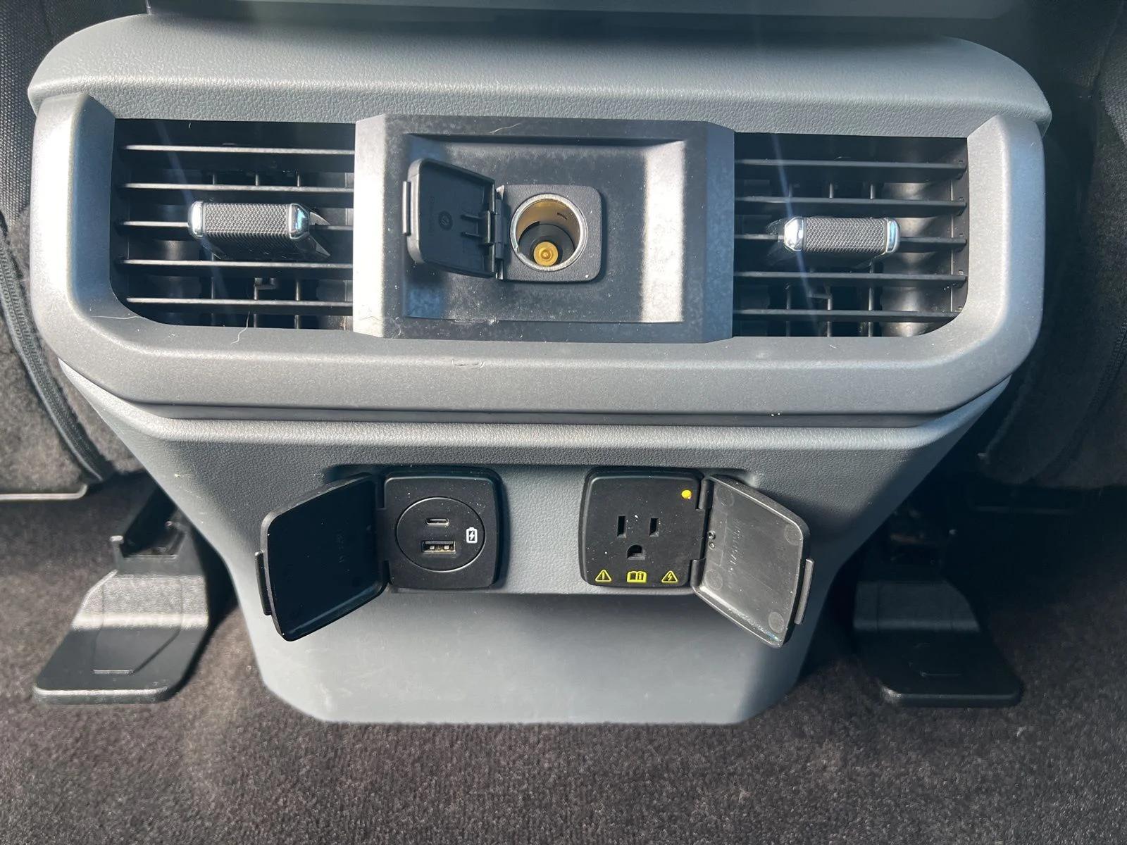 Used 2021 Agate Black Metallic Ford XLT image 38