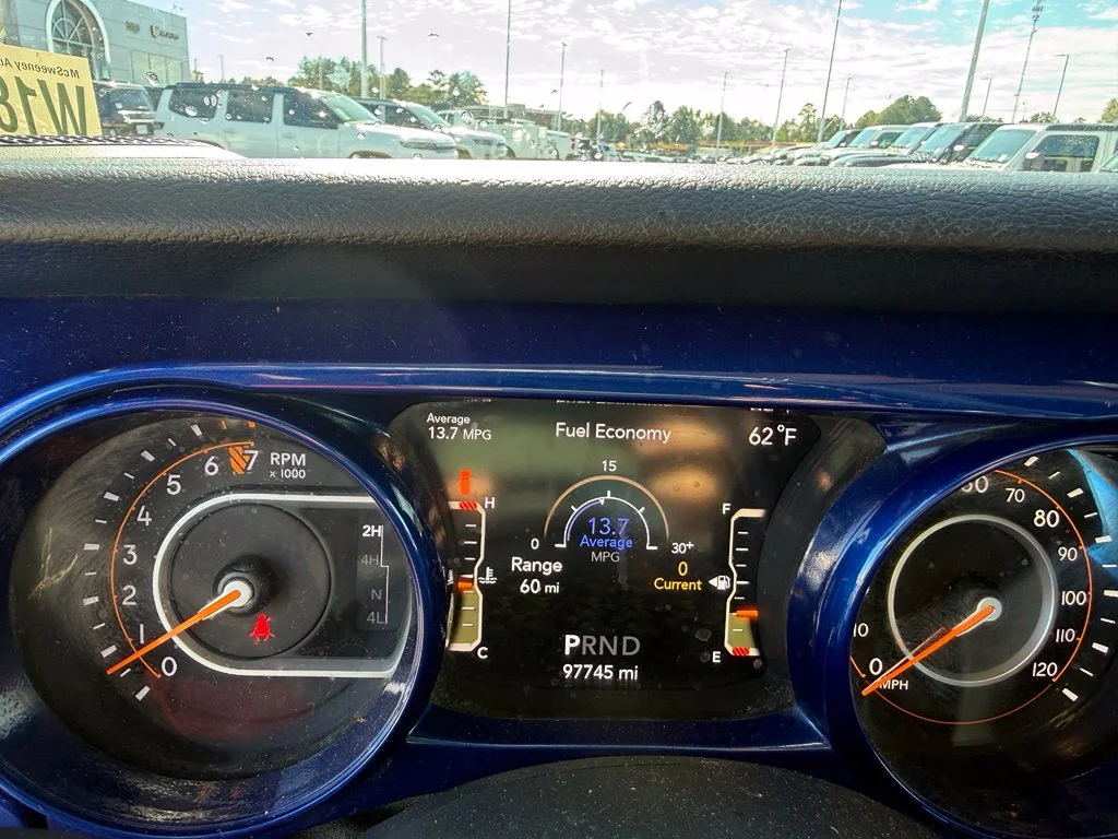 Used 2019 Blue Jeep Unlimited Sport S image 13