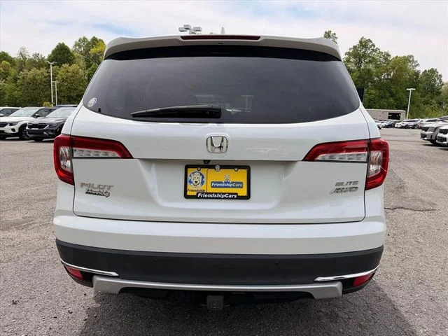 Used 2022 White Honda Elite image 14