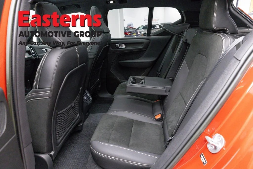 Used 2022 Orange Volvo P8 Plus image 21