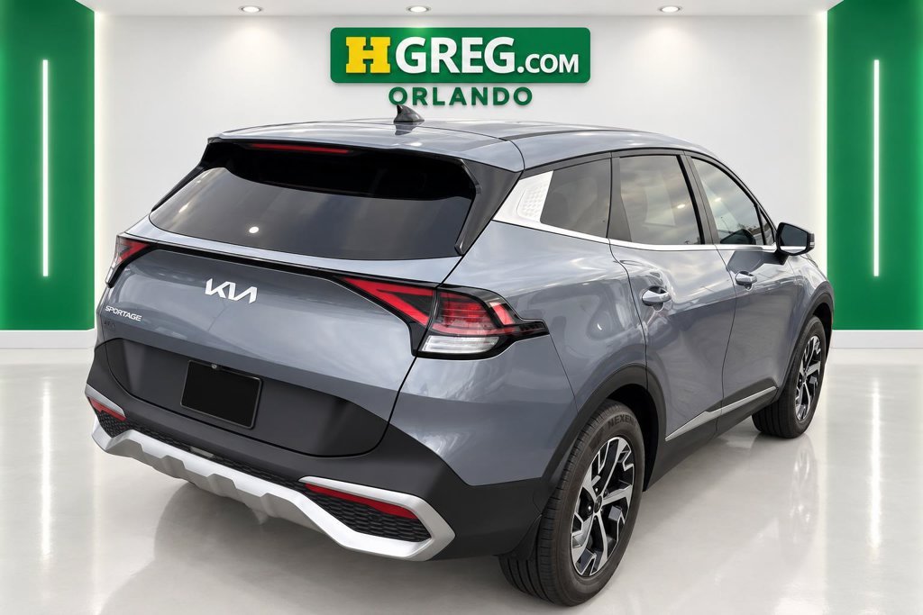 Used 2024 Everlasting Silver Kia EX image 5