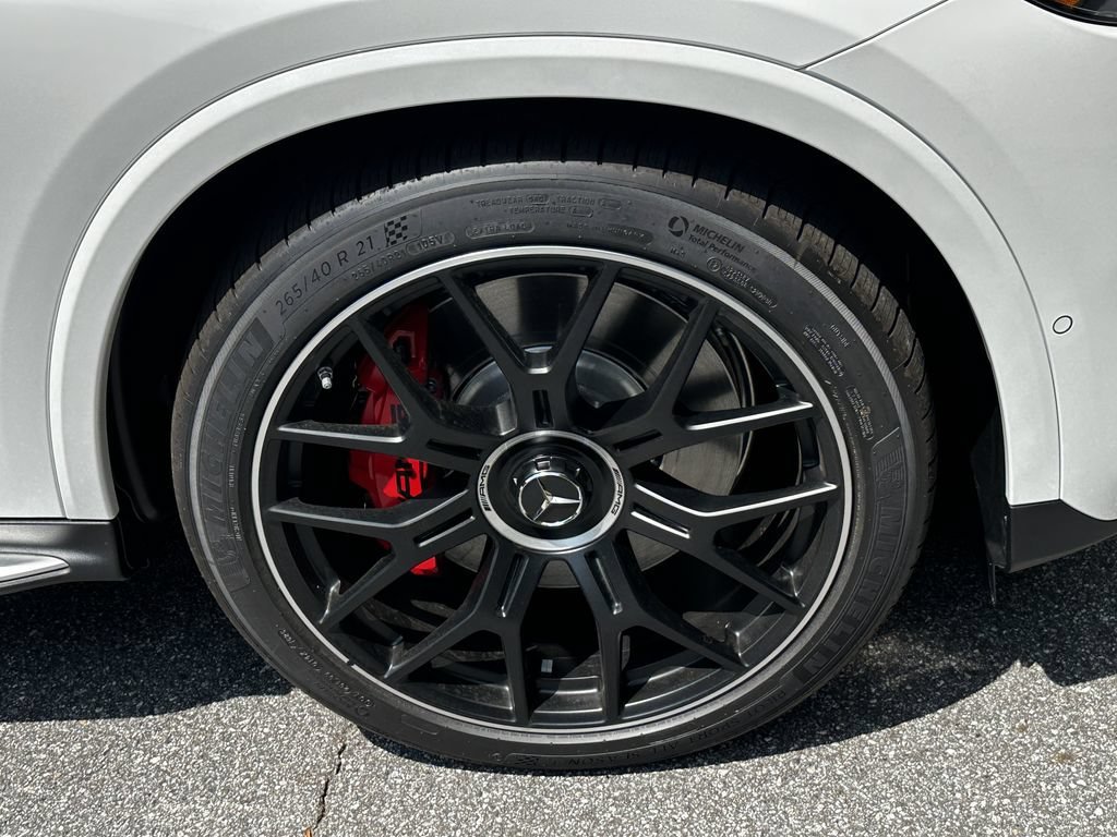 New 2027 MANUFAKTUR Moonlight White Metallic Mercedes-Benz AMG® GLC 53 image 50