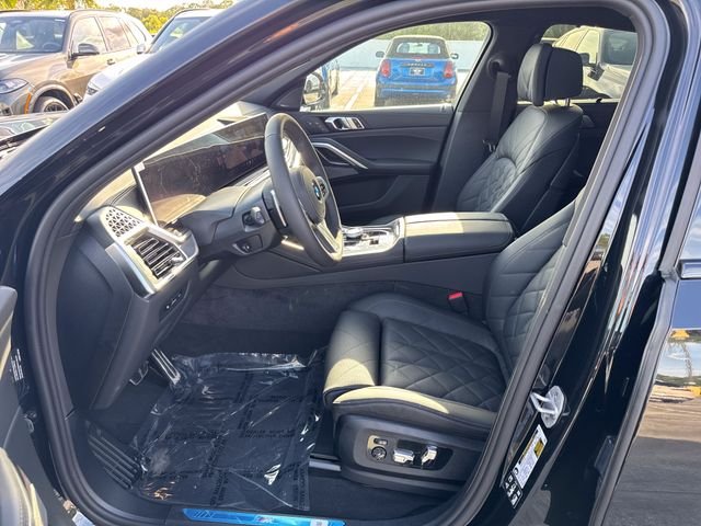 New 2027 Black Sapphire Metallic BMW xDrive40i image 14
