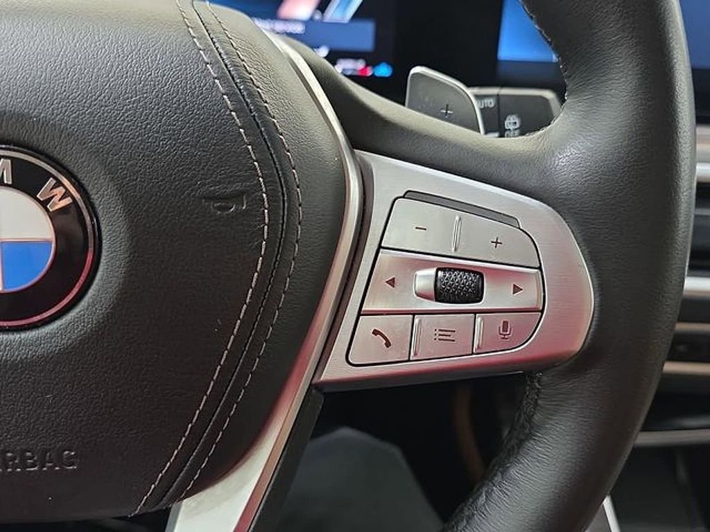 2023 BMW X7 40i - Photo 17