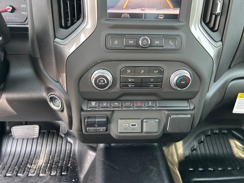 2025 GMC Sierra 2500HD Pro - Photo 11