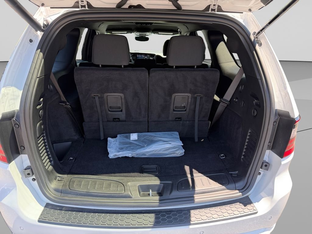 Used 2025 White Dodge R/T image 19