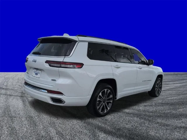 Certified Used 2023 Bright White Clearcoat Jeep Overland image 4