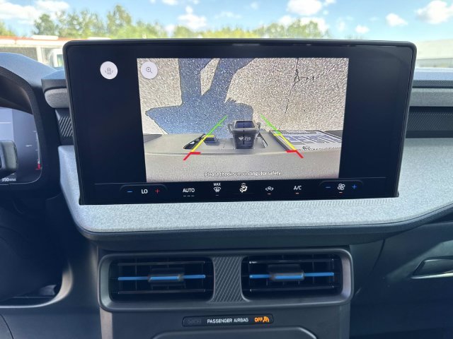 Used 2025 Red Ford XLT image 49