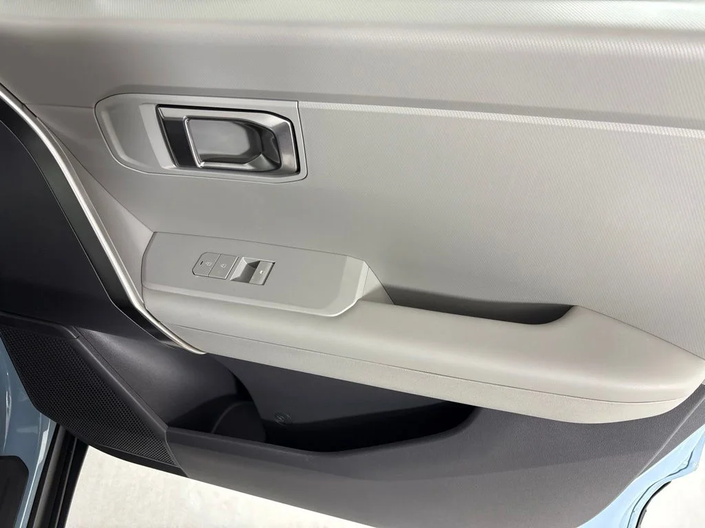 New 2027 Blue Kia S image 15