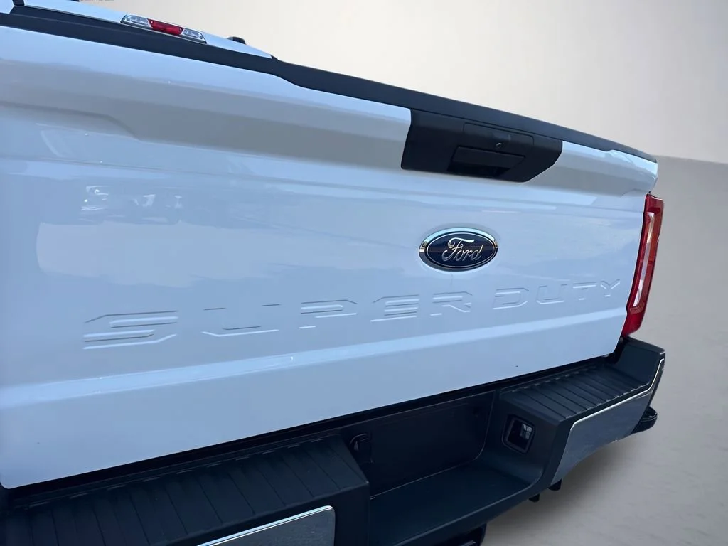 Used 2024 White Ford XL image 36