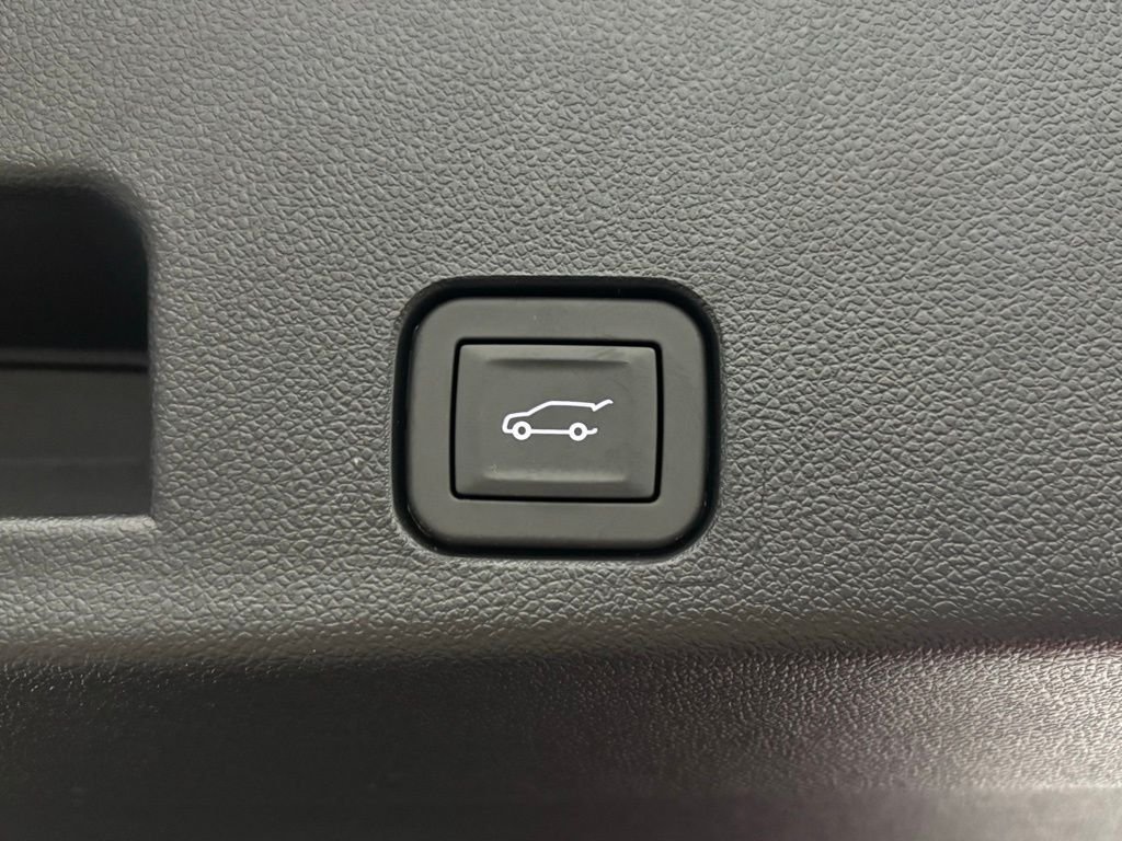 New 2026 Volcanic Red Tintcoat GMC Elevation image 12