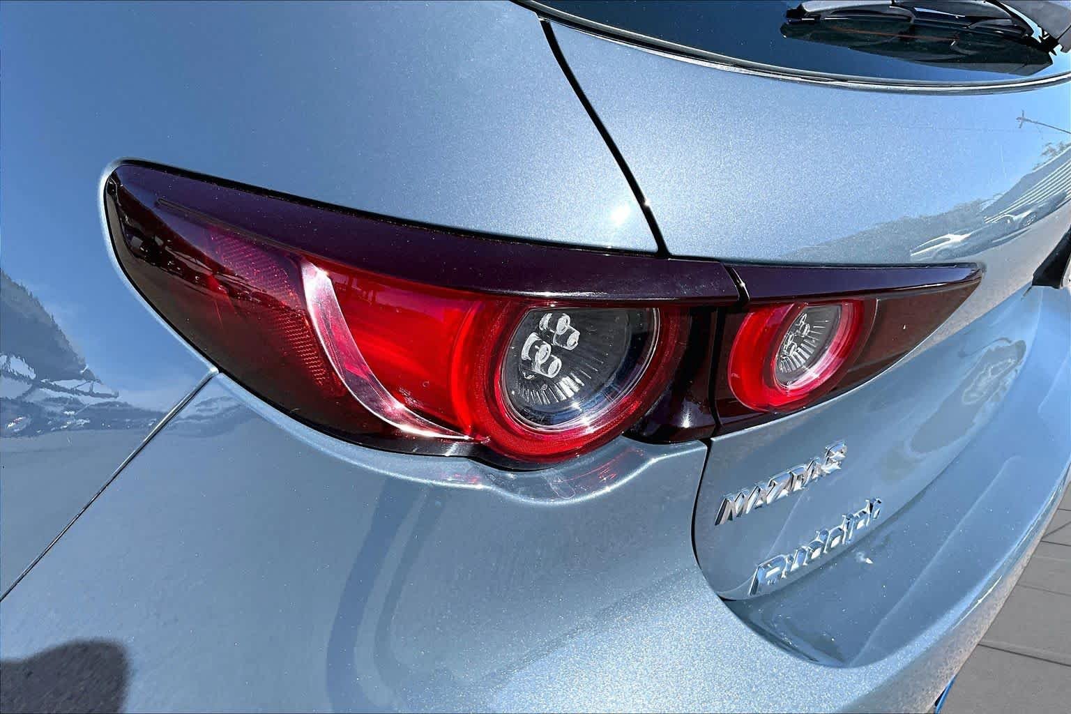 Used 2021 Polymetal Gray Metallic Mazda Premium image 28