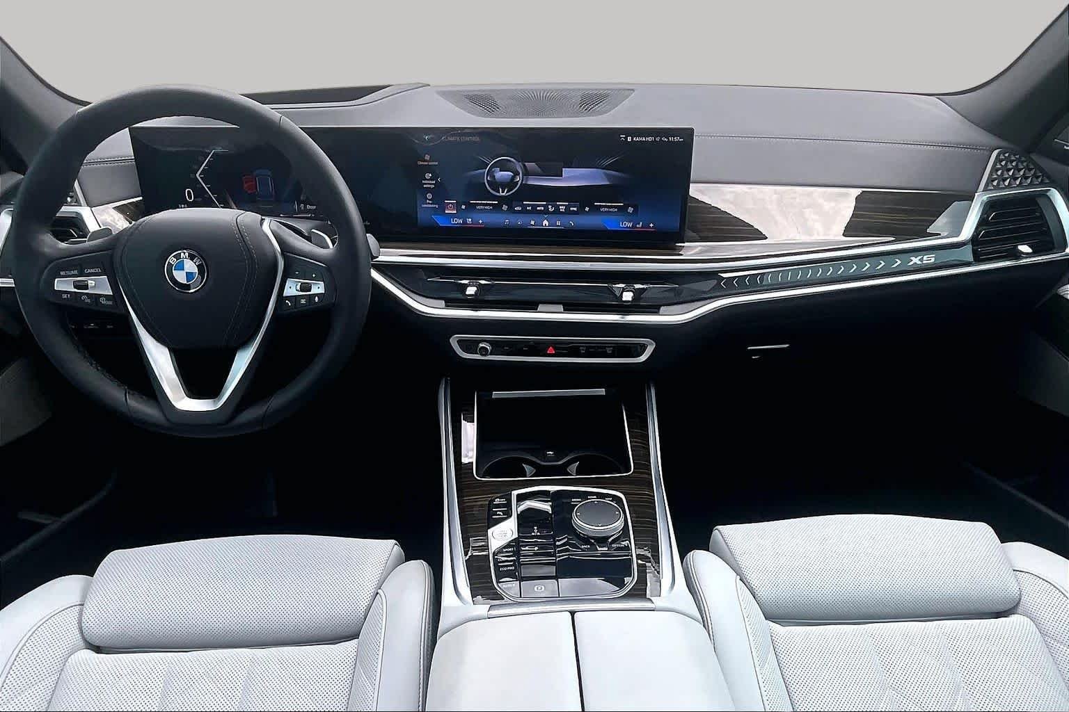Used 2025 Blue Ridge Mountain Metallic BMW sDrive40i image 14