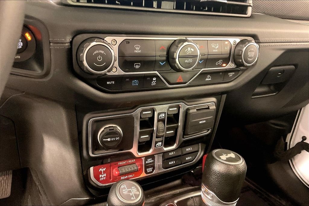 Used 2024 White Jeep Rubicon 4xe image 14