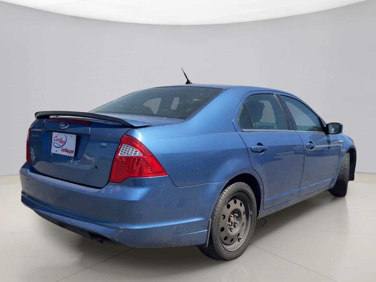 Used 2010 Blue Ford SE image 5