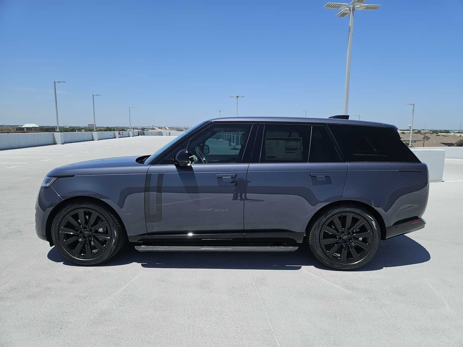 New 2026 Varesine Blue LAND ROVER SE image 4