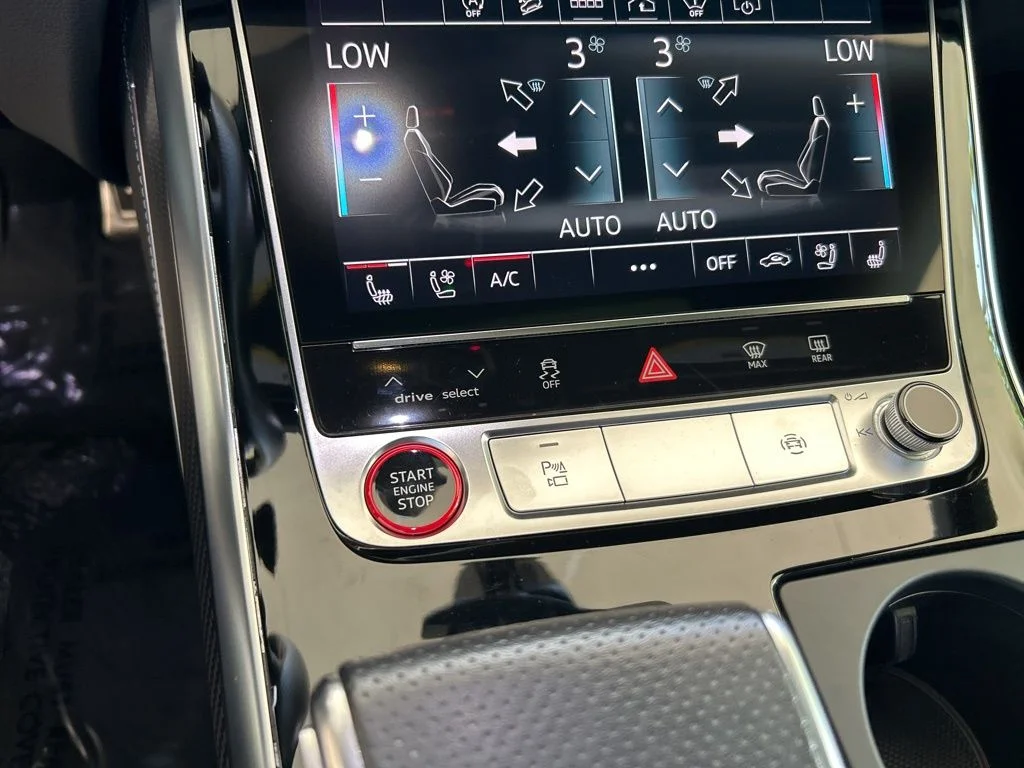 2022 Audi RS Q8 Base - Photo 42