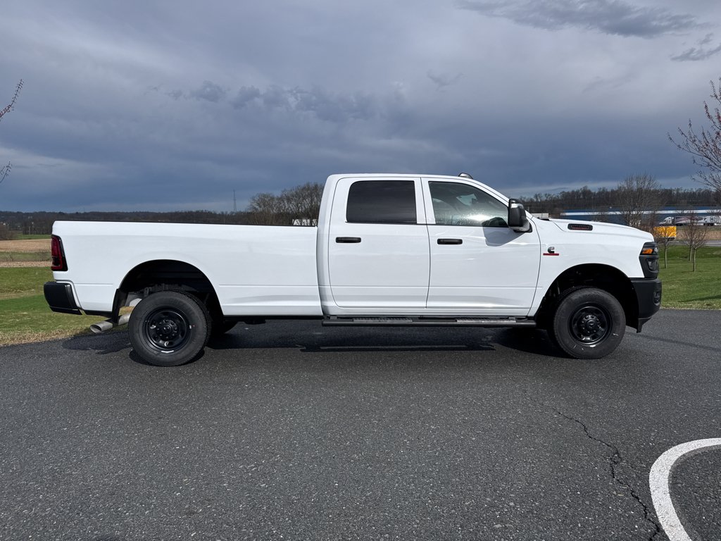 New 2026 Bright White Clear-Coat Exterior Paint RAM Tradesman image 16