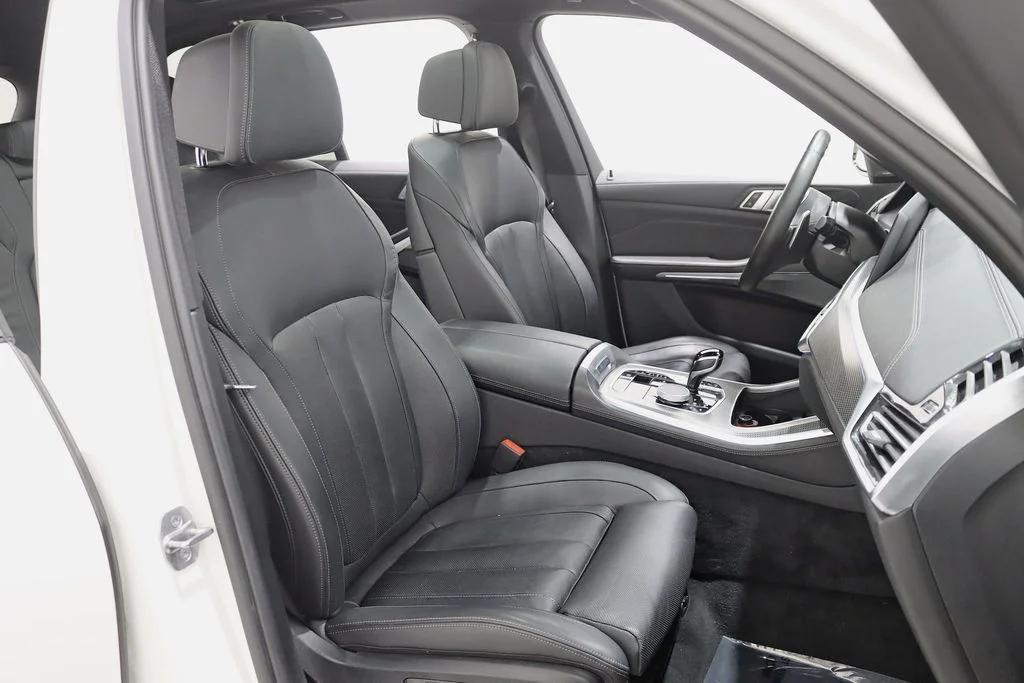 2022 BMW X5 M50i - Photo 29