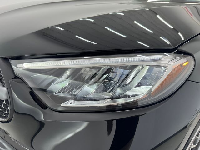 Certified Used 2026 Black Mercedes-Benz GLC 300 image 34
