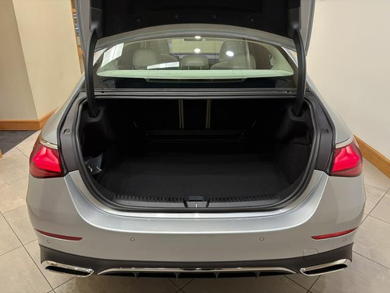 New 2026 Cirrus Silver Metallic Mercedes-Benz  image 23