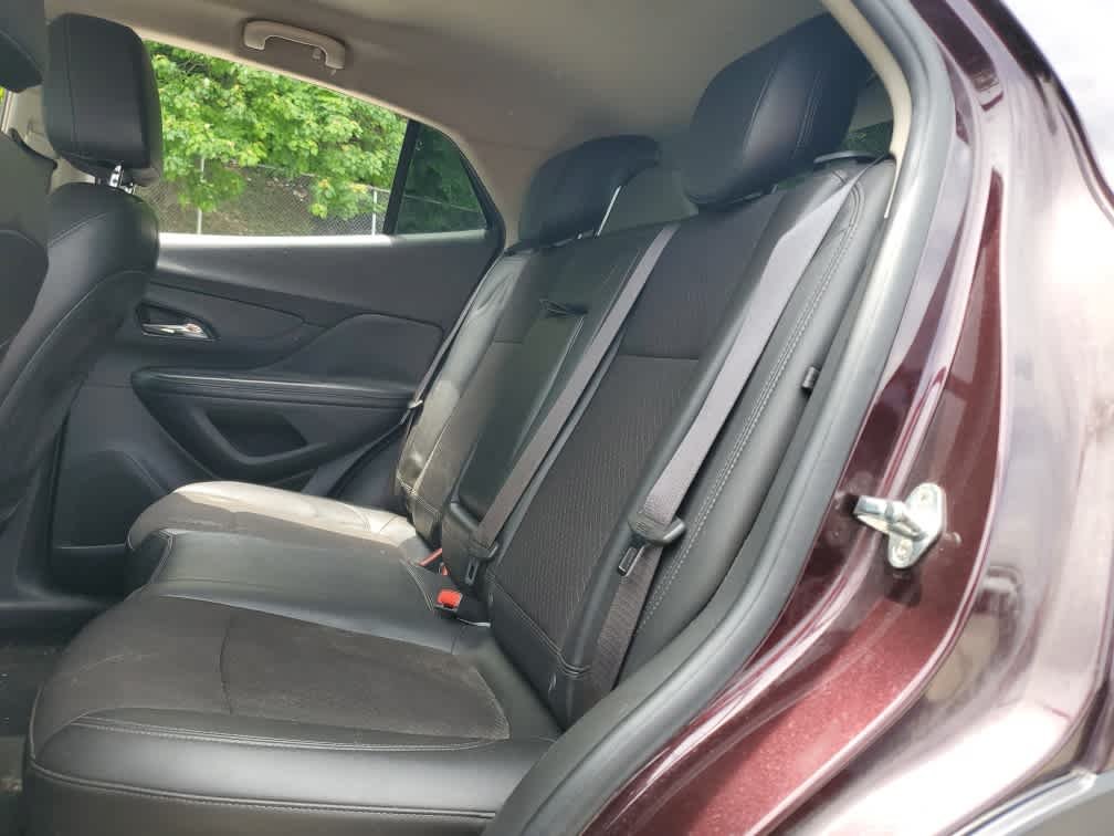 Used 2018 Black Cherry Metallic Buick Sport Touring image 9