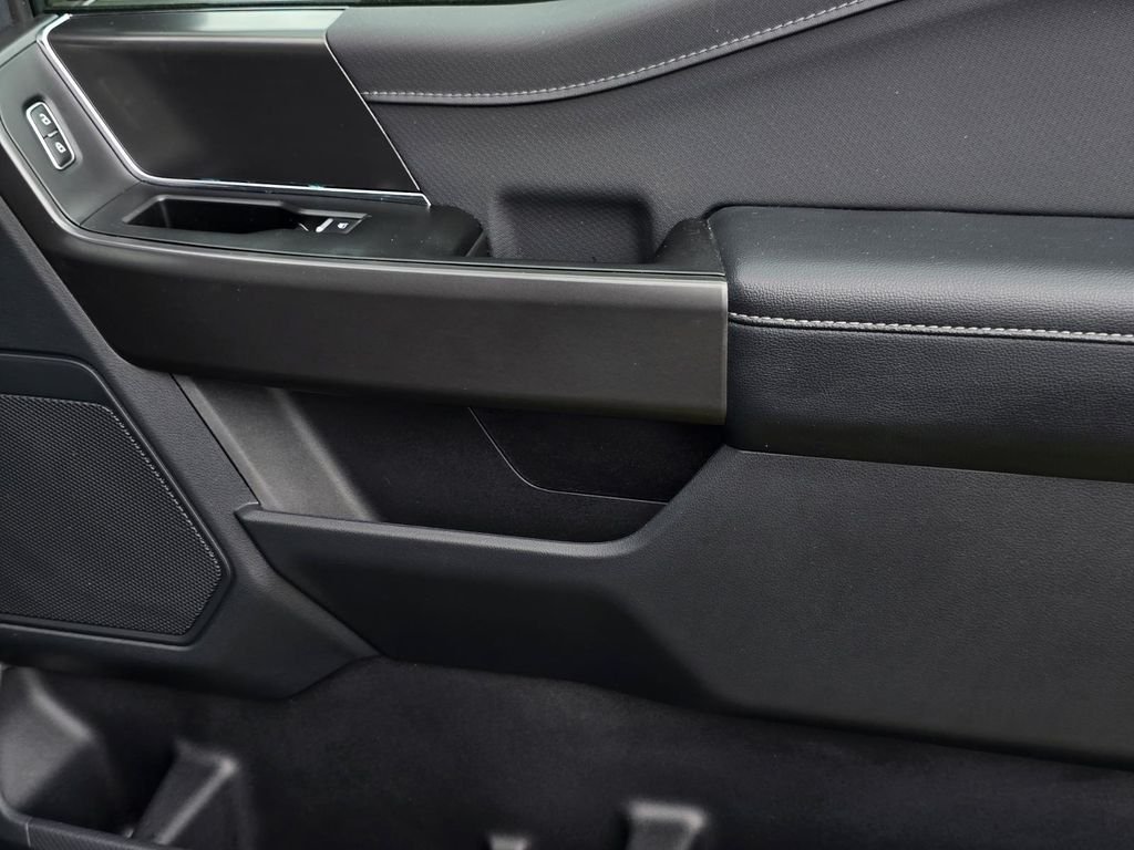 Used 2024 Agate Black Metallic Ford XLT image 42
