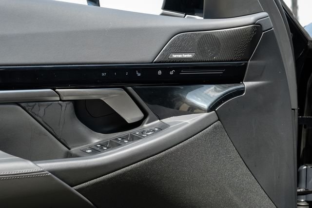 Used 2025 Black BMW 530i image 56