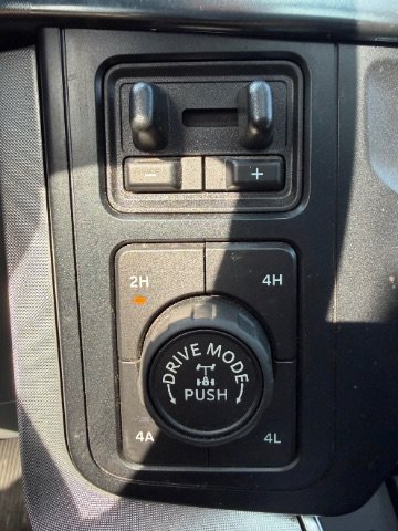 Used 2023 Black Ford Limited image 21