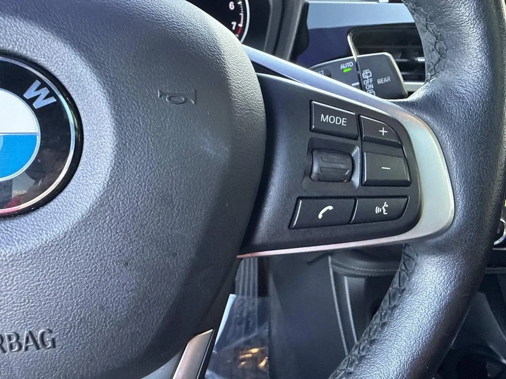 Used 2019 Black BMW sDrive28i image 41