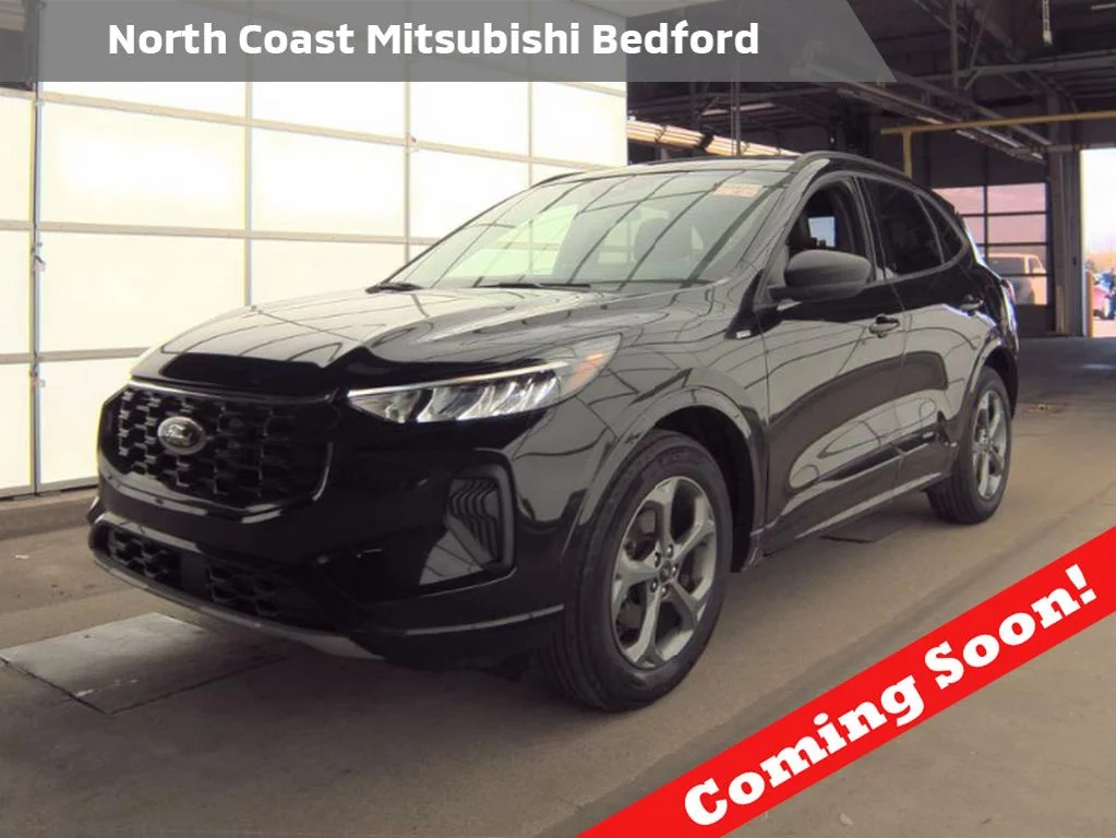 2023 Ford Escape ST-Line AWD's photo
