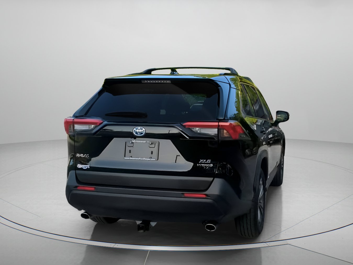 Used 2023 Midnight Black Metallic Toyota Hybrid XLE Premium image 24