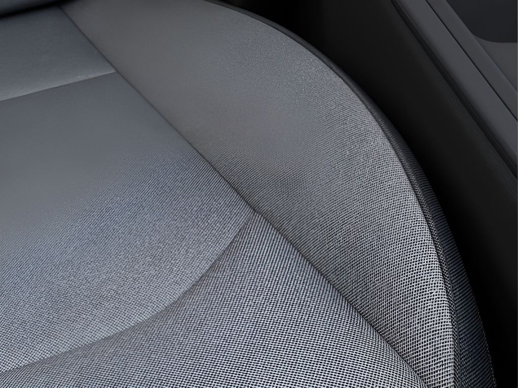 Used 2025 White Kia LXS image 24