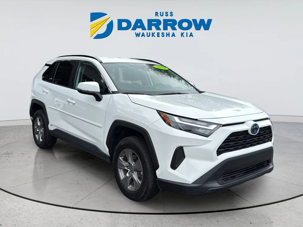 Used 2024 White Toyota LE image 7