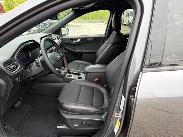 2026 Ford Escape ST-Line - Photo 12