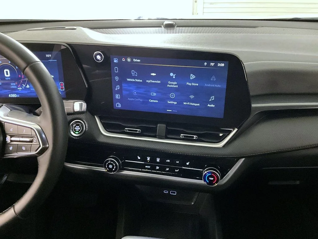 2026 Chevrolet Equinox LT - Photo 12