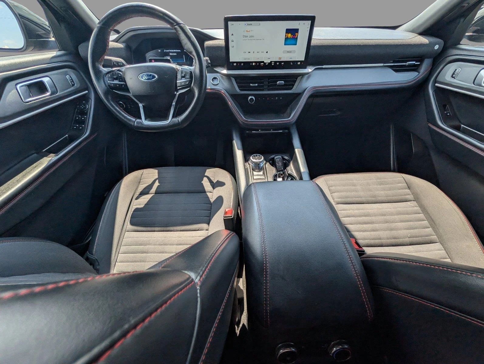 Used 2025 Carbonized Gray Ford ST-Line image 26
