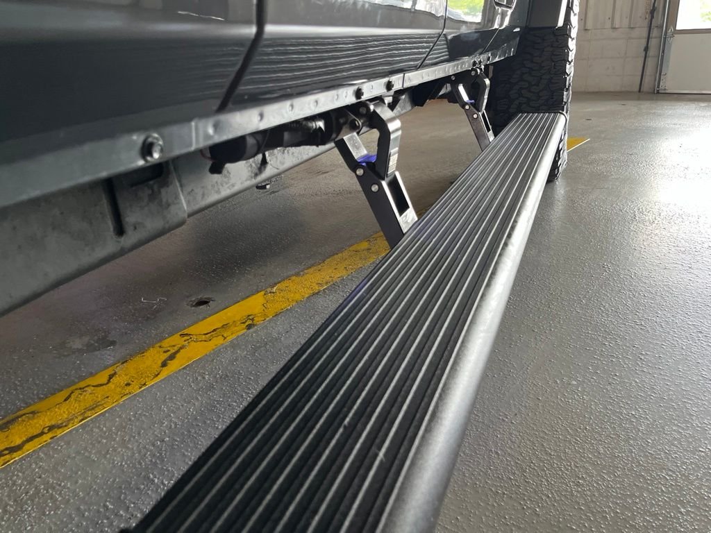 Used 2017 Rhino Clearcoat Jeep Unlimited Rubicon image 19