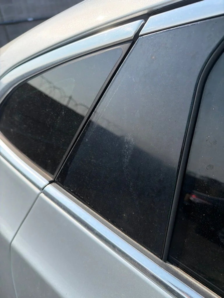 Used 2019 Silver Chevrolet Hybrid image 6