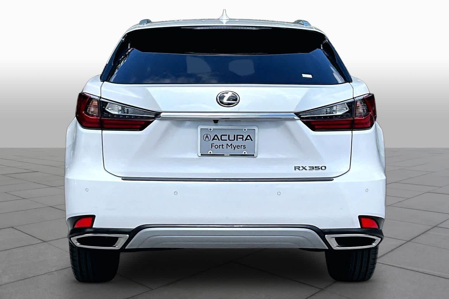 Used 2021 Eminent White Pearl Lexus  image 5