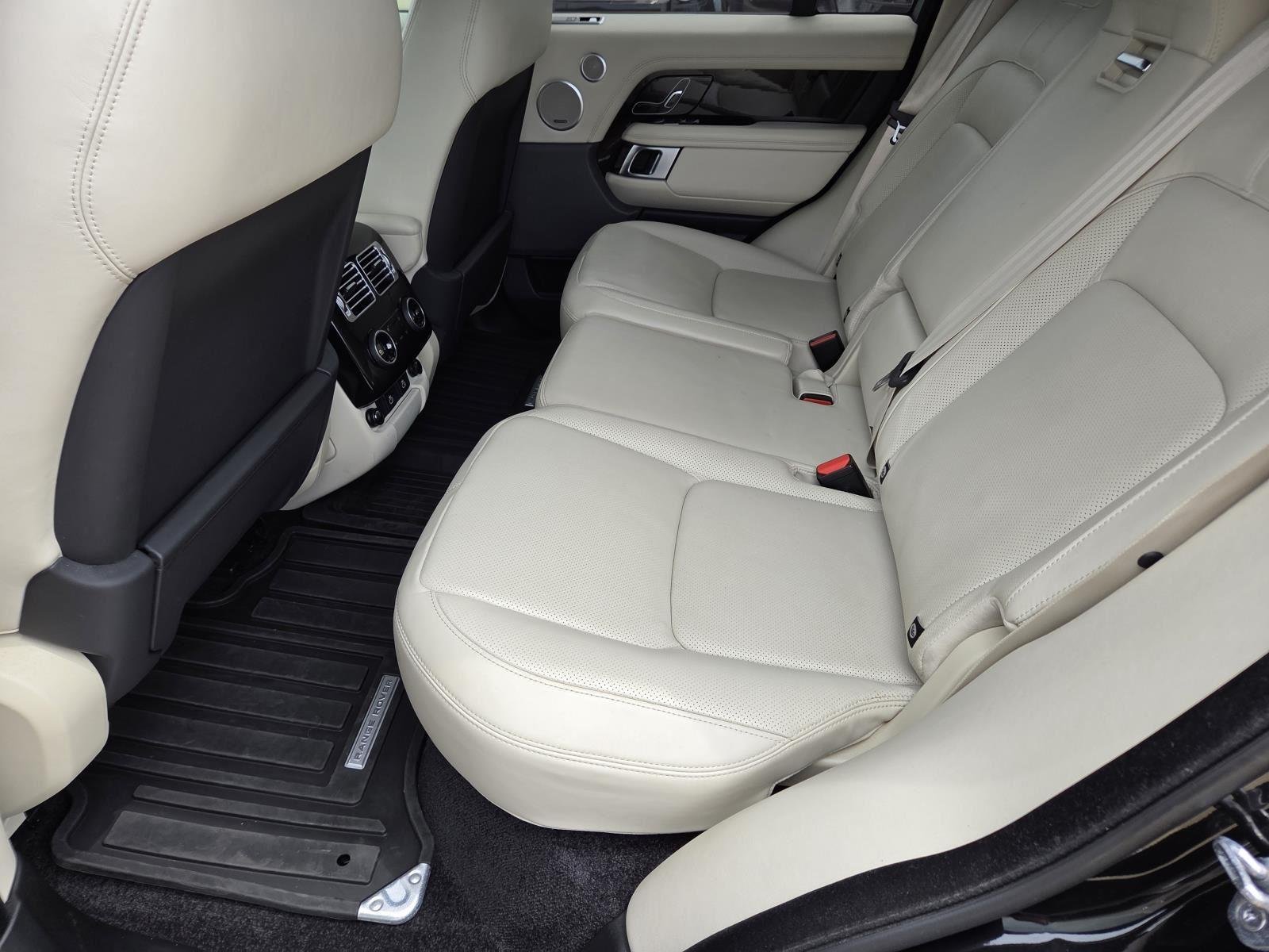 Used 2022 Santorini Black Metallic Land Rover Westminster image 33