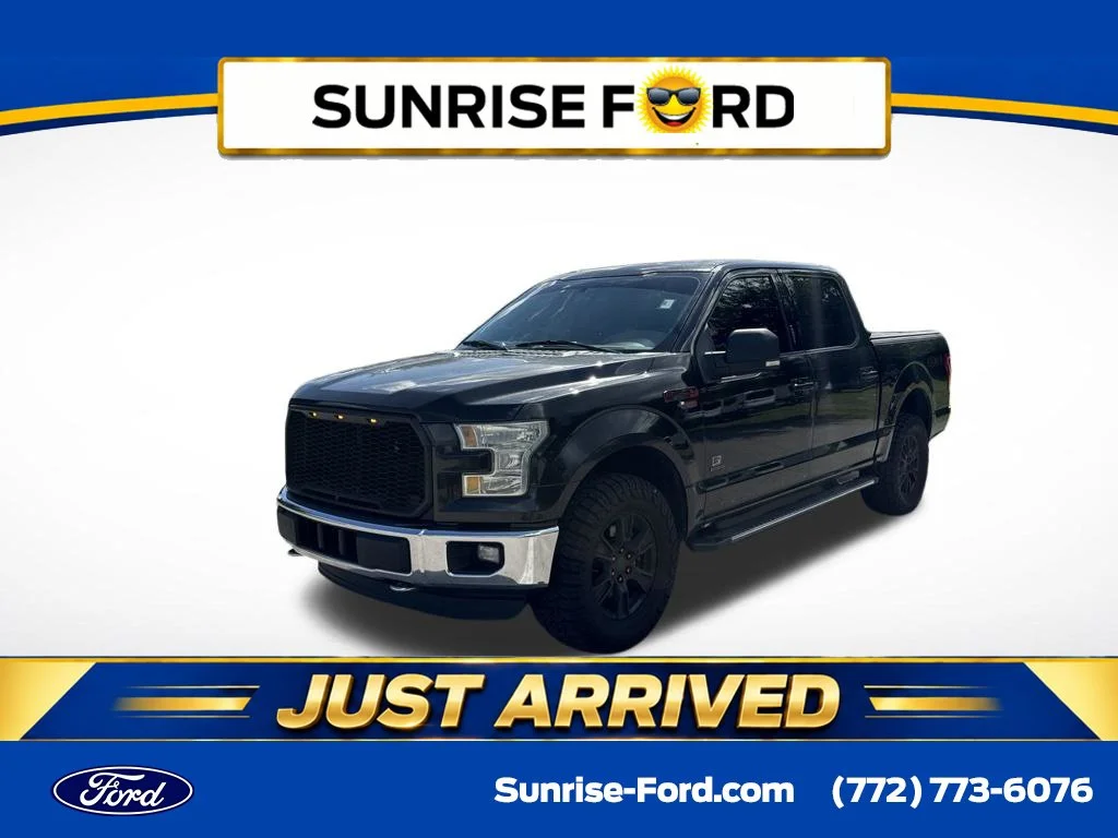 Used 2015 Tuxedo Black Metallic Ford XLT image 1