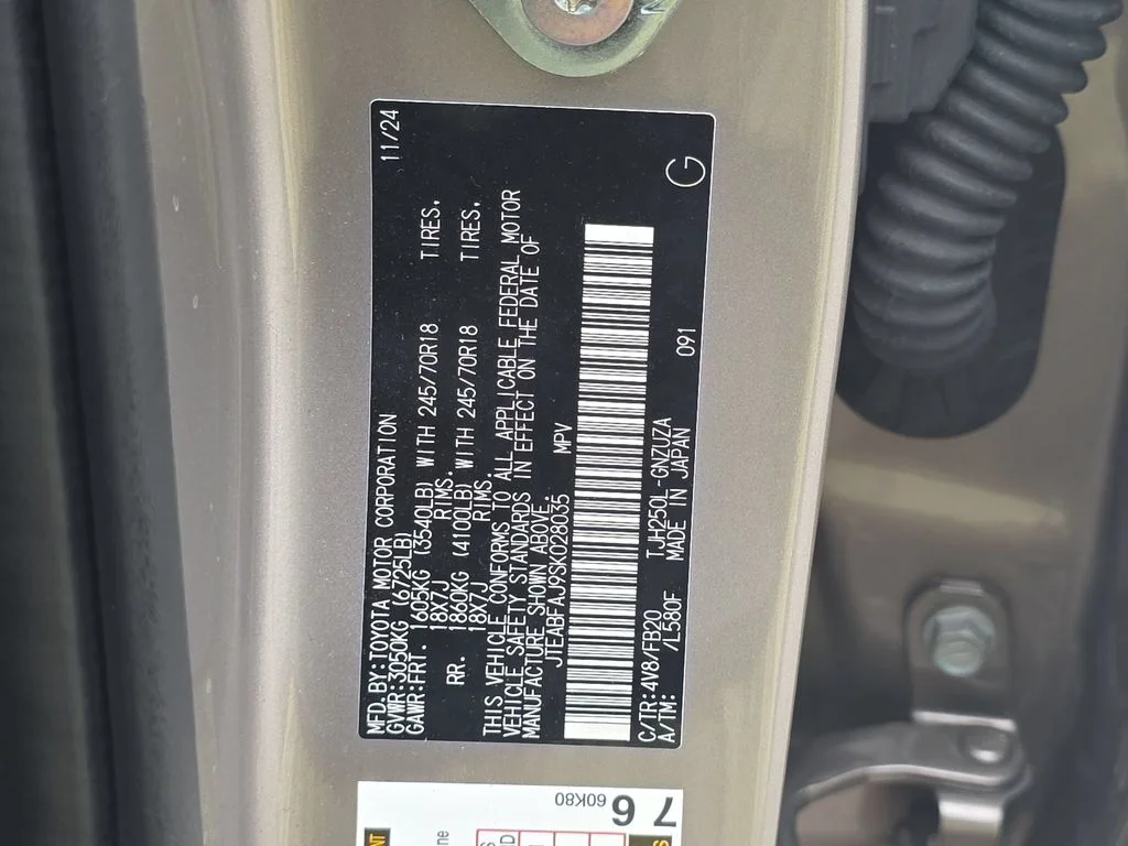 Certified Used 2025  Toyota 1958 image 35