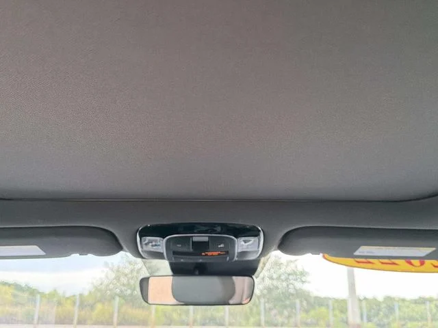 Certified Used 2022  Hyundai SEL Plus image 15