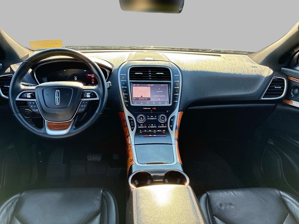 Used 2020 Gray Lincoln Reserve image 17