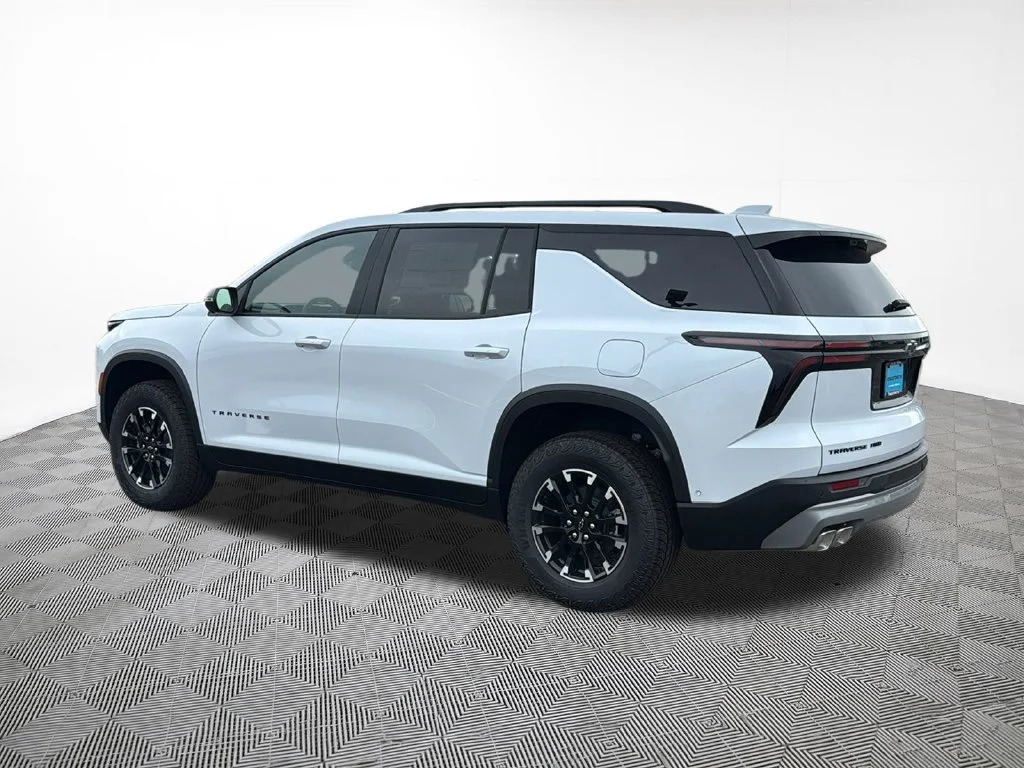 New 2026 Polar White Tricoat Chevrolet Z71 image 13