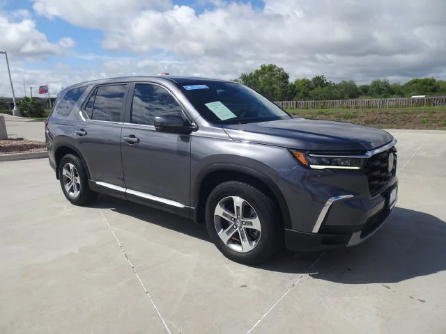 Used 2025 Modern Steel Metallic Honda EX-L image 3