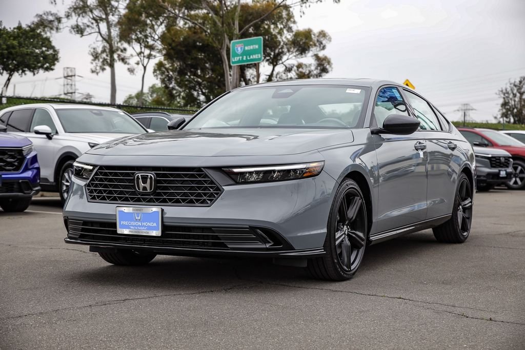 New 2025 Urban Gray Pearl Honda Sport-L image 6