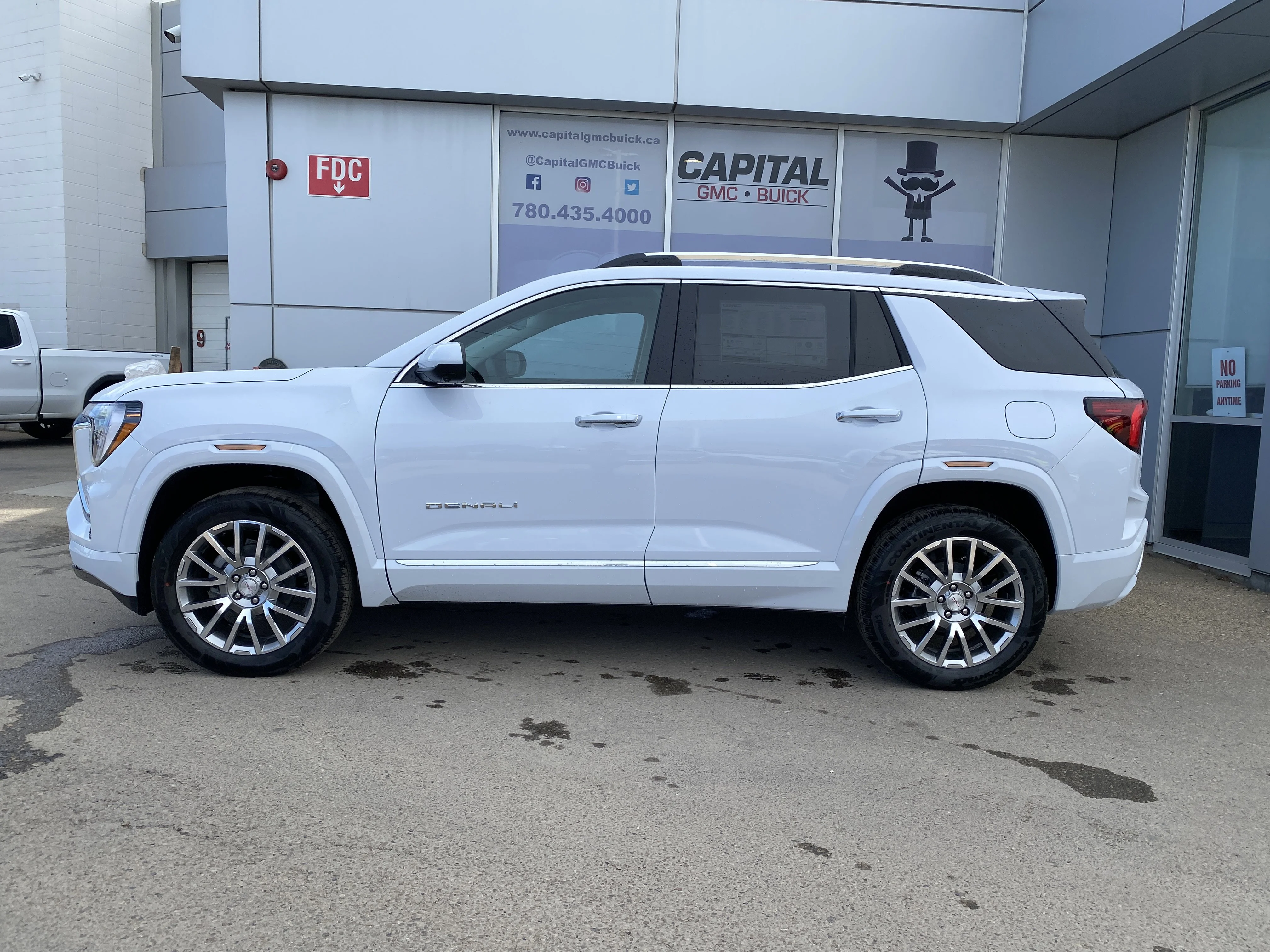 New 2026 GLACIER WHITE TRICOAT GMC AWD Denali image 3